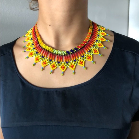 BEADS NECKLACE - Picture 2 of 12